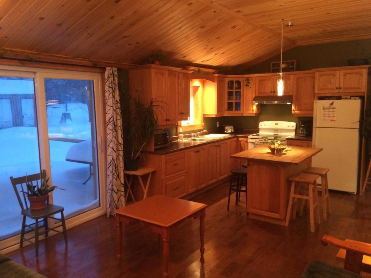 Maison Bleue Sainte Anne des Monts Номер фото